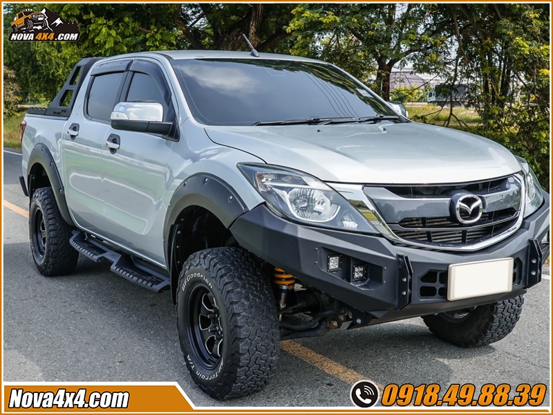 Nguyên nhân chọn vè che mưa Xe bán tải cực tốt tại workshop Nova4x4